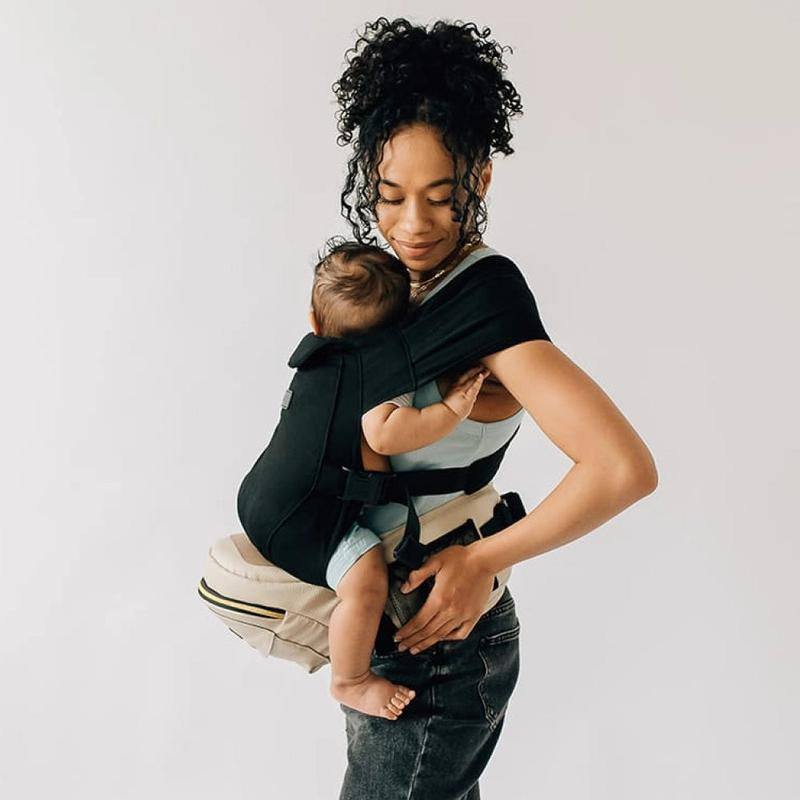 Experience Hands-Free Comfort with the Tushbaby Hip Seat Carrier for Babies and Toddlers up to 36 Months or 45 Pounds