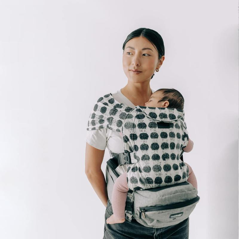 Experience Hands-Free Comfort with the Tushbaby Hip Seat Carrier for Babies and Toddlers up to 36 Months or 45 Pounds