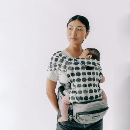 Experience Hands-Free Comfort with the Tushbaby Hip Seat Carrier for Babies and Toddlers up to 36 Months or 45 Pounds