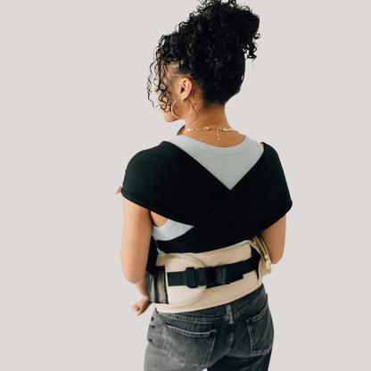 Experience Hands-Free Comfort with the Tushbaby Hip Seat Carrier for Babies and Toddlers up to 36 Months or 45 Pounds